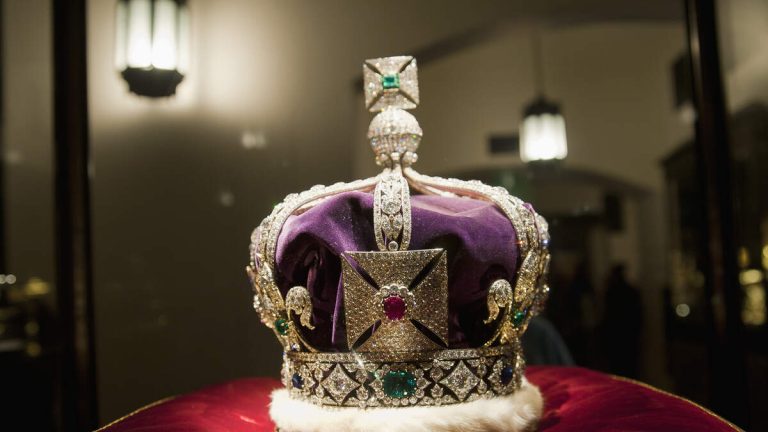 Activists Throw Custard Over Case Containing UK’s Crown Jewels