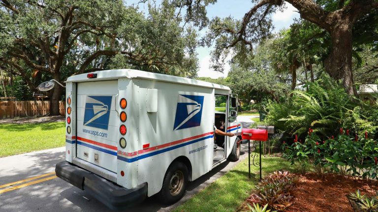 Ex-Letter Carrier from South Bay to be Sentenced for Bank Fraud