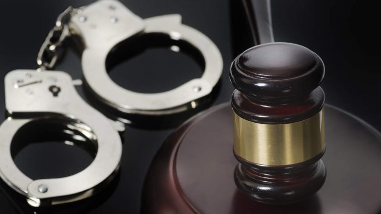 Probation Officer Admits She Had An Inappropriate Relationship With Inmate