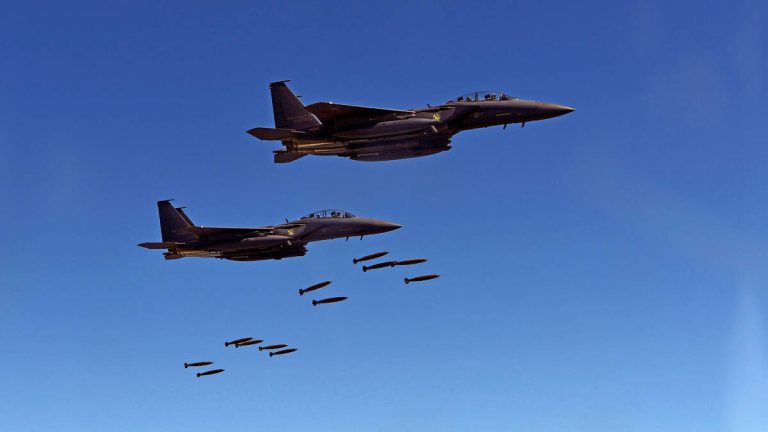 US Launches Airstrikes Targeting ISIS In Syria