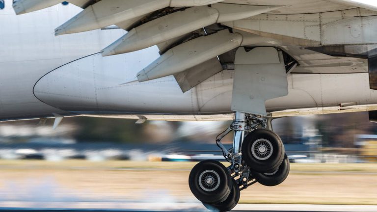 All Eight Rear Tires Burst As Boeing 767 Passenger Jet Landed In Atlanta