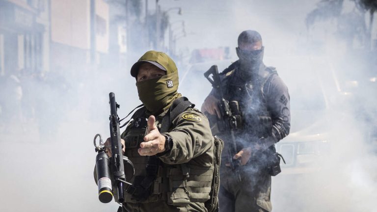 California Bill Aims to Empower Citizens Against Federal Officers