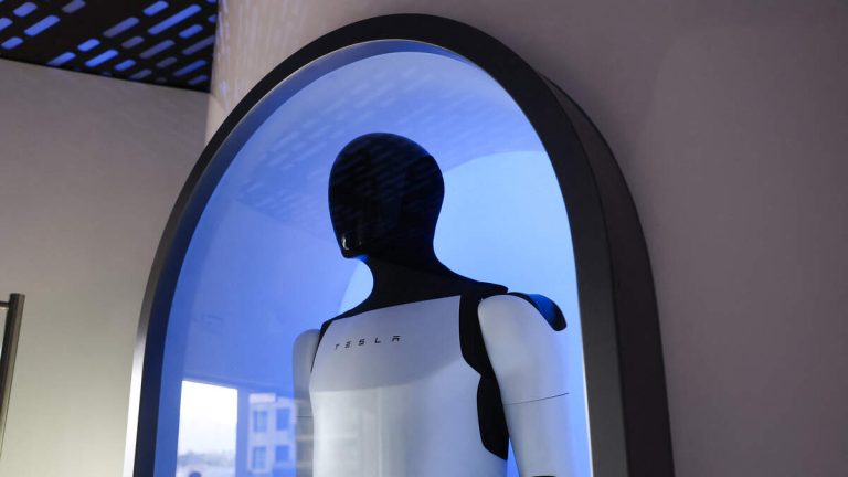 Elon Musk Says Tesla To Start Selling Humanoid Robots In 2027