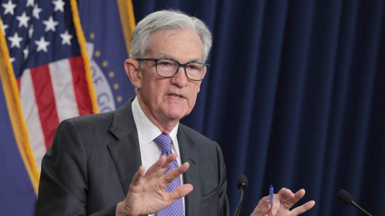 Federal Reserve Leaves Interest Rates Unchanged