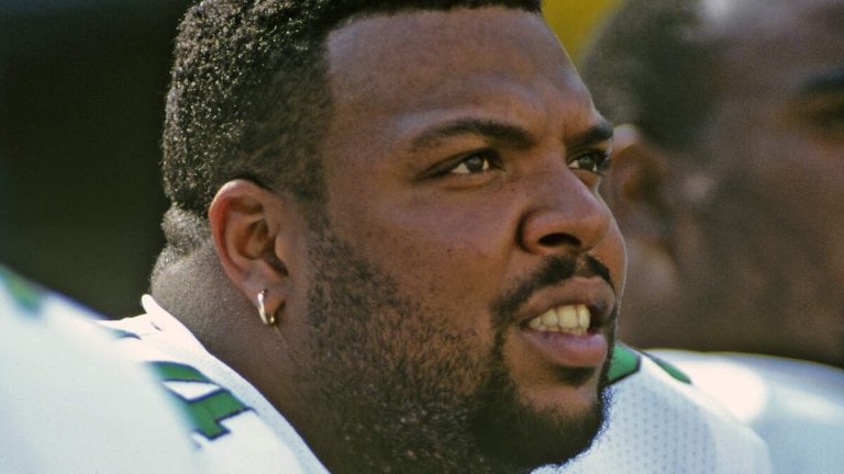 Heartbreaking Details On Former NFL Player Kevin Johnson’s Death Revealed