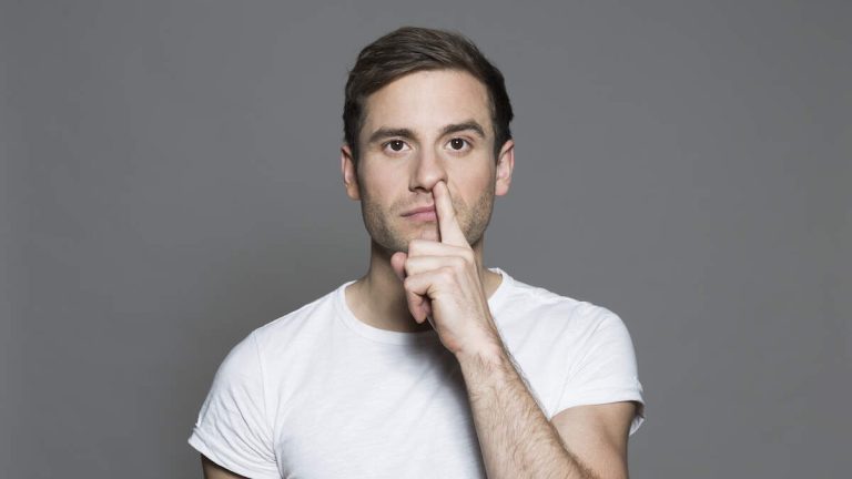 ‘Potentially Scary’ Link Between Alzheimer’s, Nose Picking Revealed