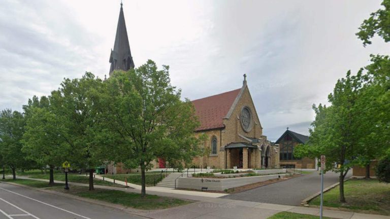 Protesters Disrupt Church Service Where ICE Field Director Serves As Pastor
