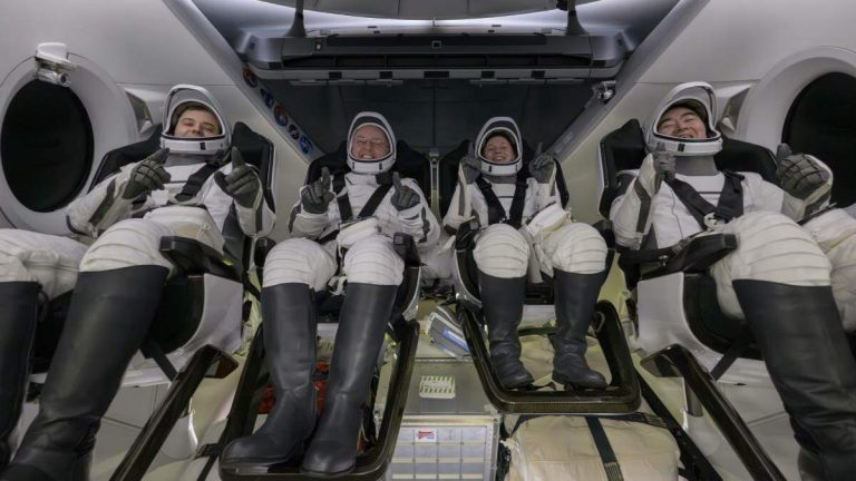 Space Station Crew Returns To Earth After First Ever Medical Evacuation