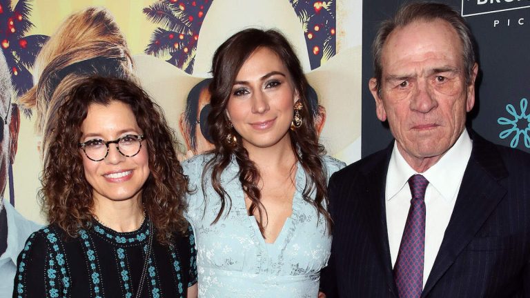 Victoria Jones, Daughter Of Tommy Lee Jones, Dead At 34