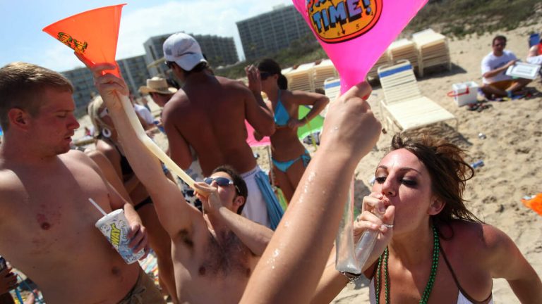 Newport Beach Tightens Rules to Curb Spring Break Chaos