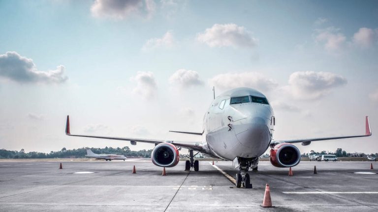 Pilot Aborts Takeoff After Mistaking Taxiway For Runway