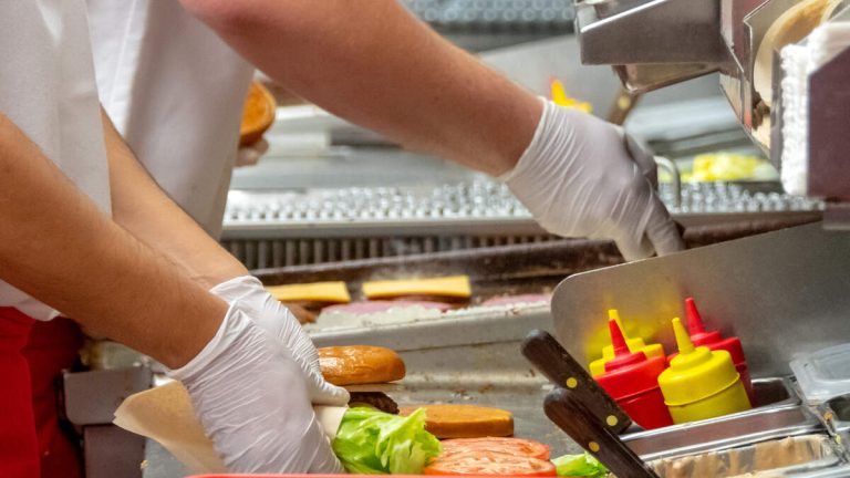 Popular Fast-Food Chain Removing Microwaves From All Its Restaurants