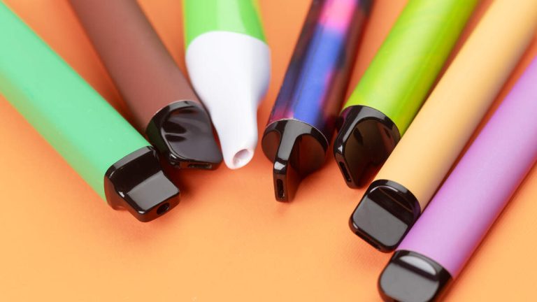 Senators Warn Chinese-Made Vape Pens Can Be Used To Spy On Americans