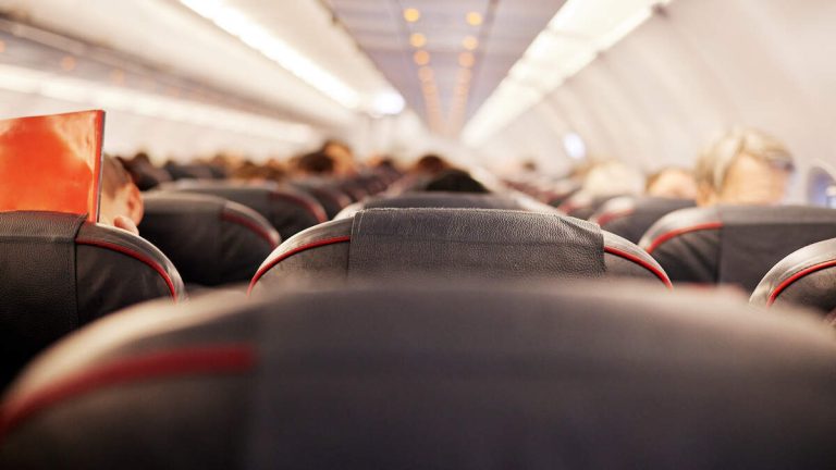 Woman’s Love Note To Guy On Flight Goes Viral