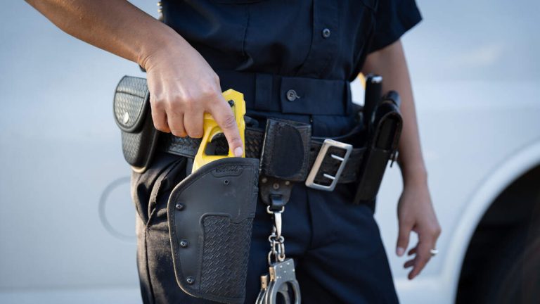 School Resource Officer Struck Teen In Head With Taser As Parents Watched