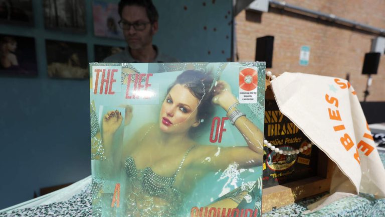 Taylor Swift Sued in LA By Vegas Performer Over `Showgirl’ Album Title