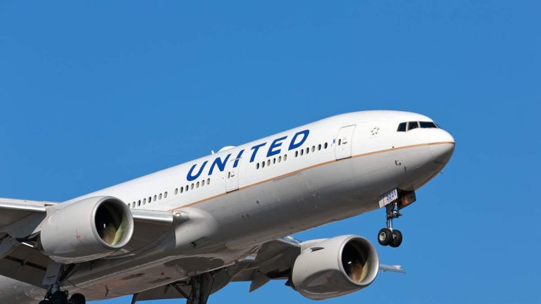 United Airlines Flight Makes Emergency Landing at LAX