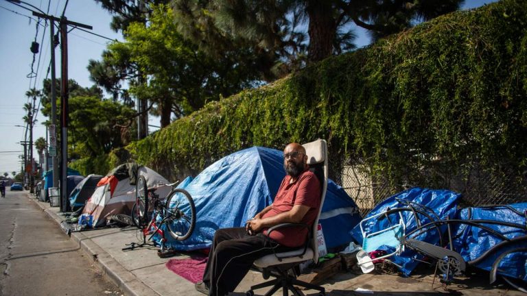 Venice Encampment Returns Years After Inside Safe Clearout