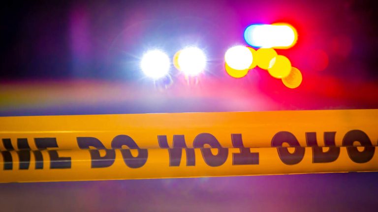 1 Dead, 6 Injured In Mass Shooting At Popular Fast Food Restaurant