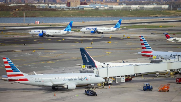 Blockbuster Merger Of 2 Top Airlines Pitched By CEO: Report