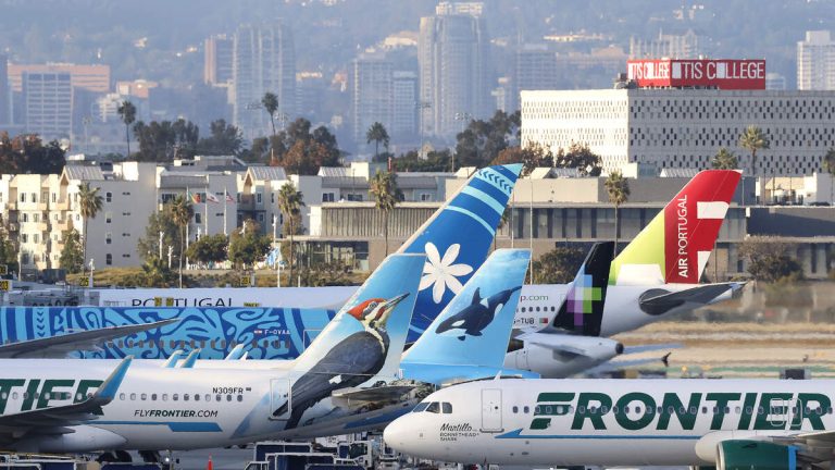 FAA Investigating Near Miss Between Plane And Two Trucks On Taxiway