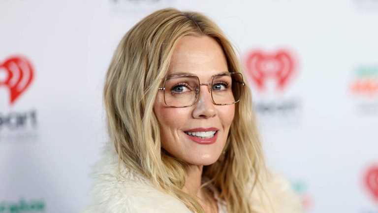 Jennie Garth Talks ‘I Choose Me,’ and Aging with Confidence