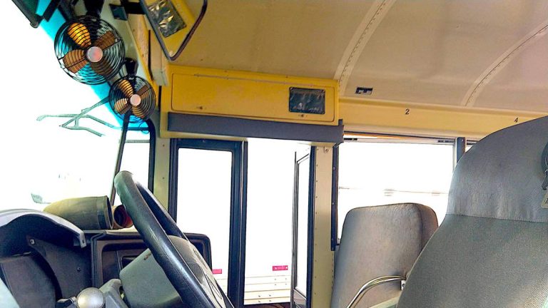 Middle School Students Stop Bus From Crashing When Driver Blacks Out