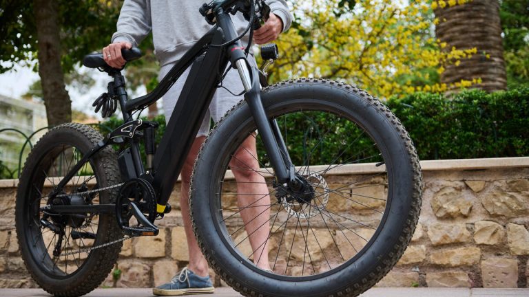 OC District Bans E-Bikes for Elementary and Middle School Students