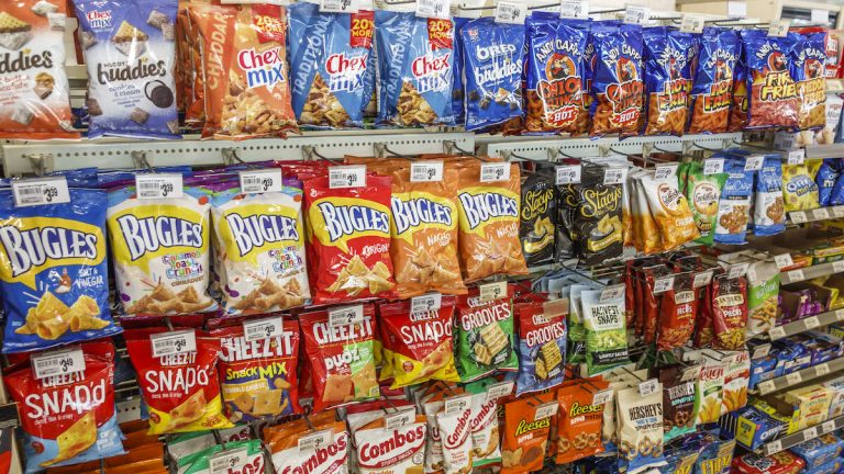 Popular Convenience Store To Close 645 Locations Amid Massive Makeover