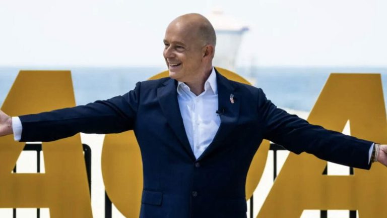 President Trump Endorses Steve Hilton for California Governor