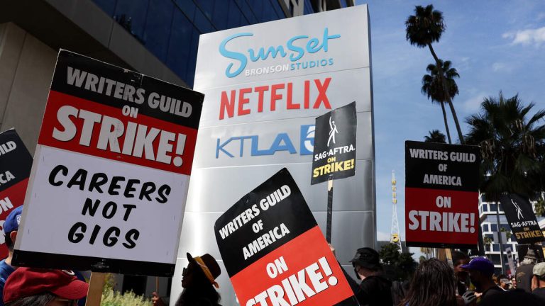 Screenwriters and Studios Reach Tentative Four-Year Deal