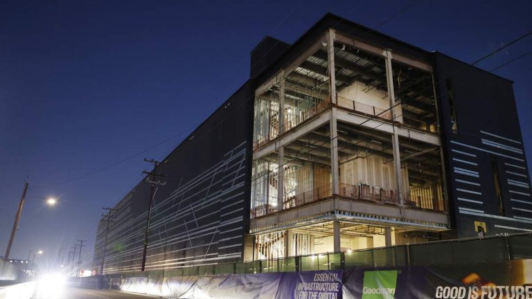 Data Centers’ Water Use in California Remains Unclear