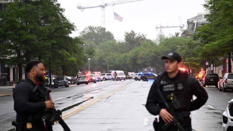 Man Shot, Killed Outside White House