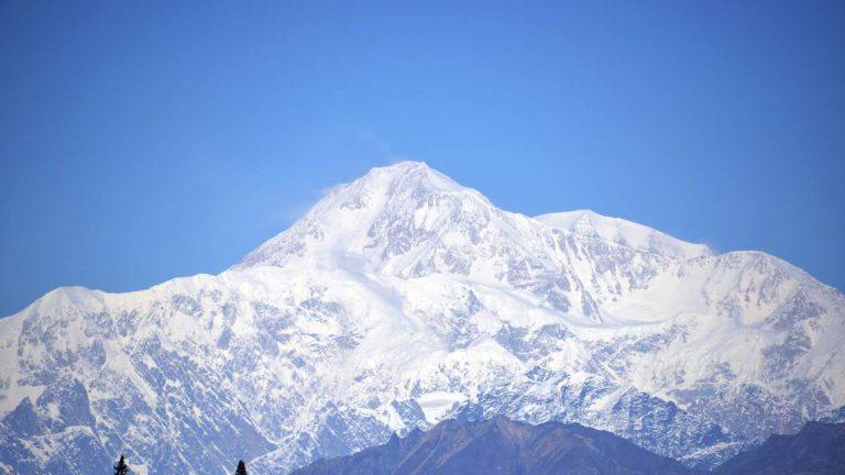 Three Climbers Killed, One Rescued After Fall On Alaska’s Mount McKinley