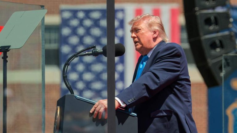 Trump Addresses Coast Guard Grads in Connecticut