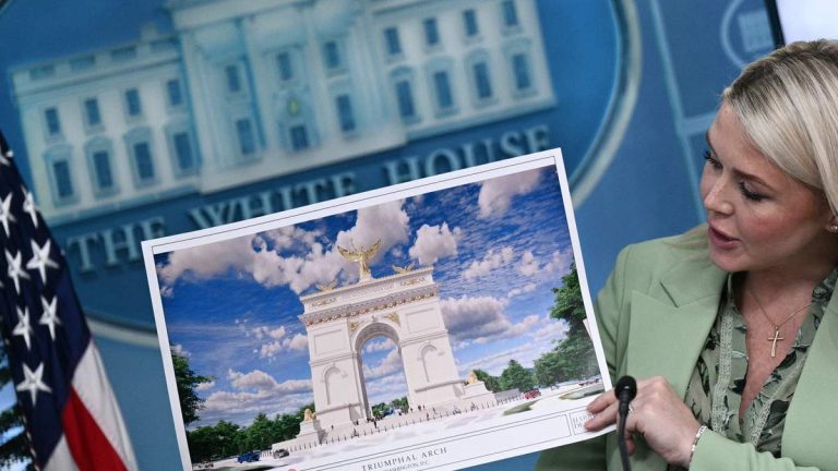 Trump’s Arch Design Clears Key Approval Hurdle