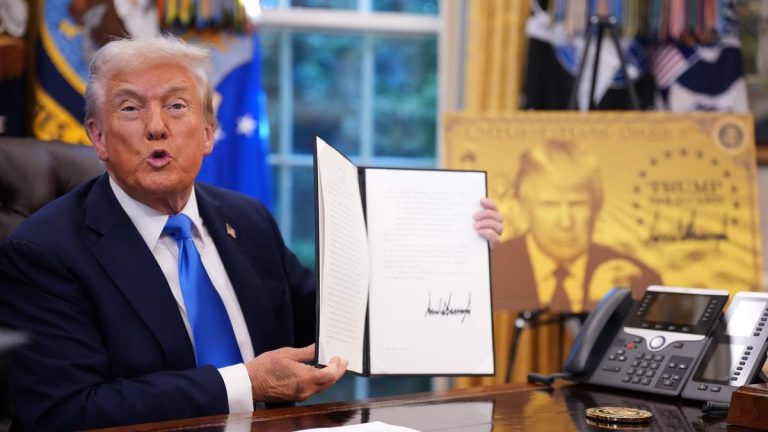 Judge Blocks Trump’s H-1B Visa Fee