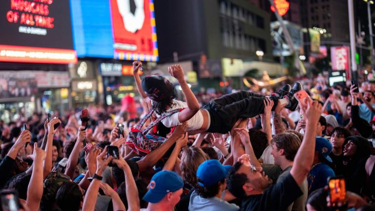 Knicks To Get NYC Ticker-tape Parade, Keys To City