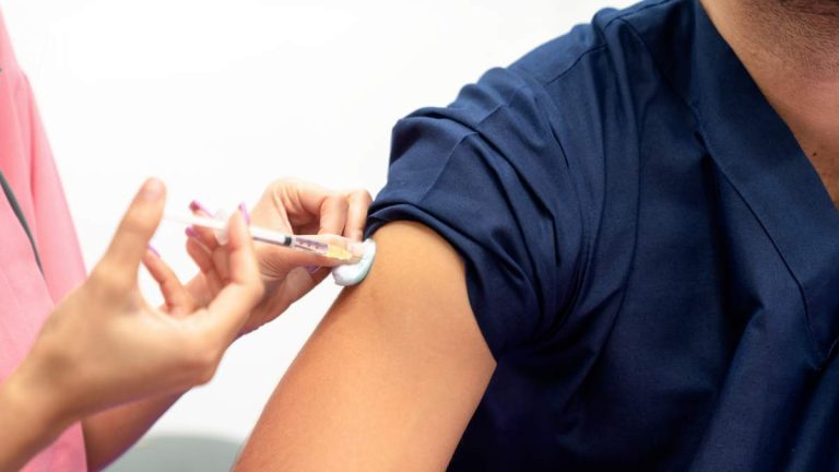 Military Reinstates Flu Shot Requirement As Air Force Outbreak Grows