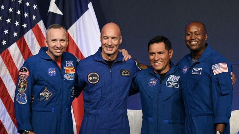 NASA Reveals Artemis 3 Crew Members