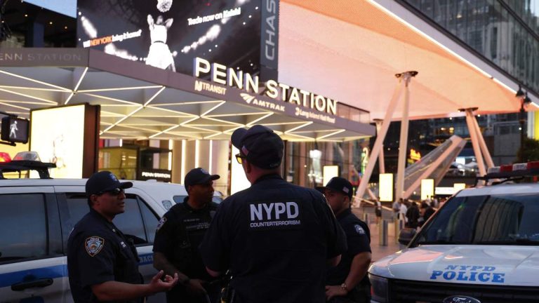 Stabbing Spree at New York’s Penn Station Injures Six