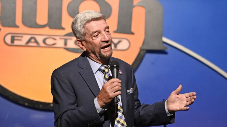 Stand-Up Comedian Tom Dreesen Dead At 86