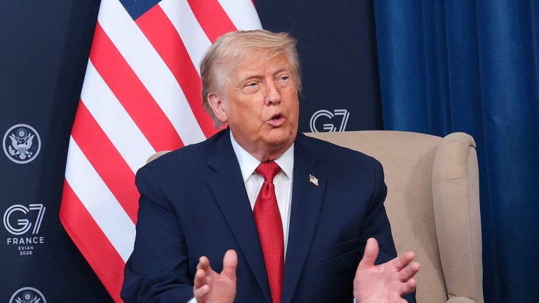 Trump Praises Iran Deal at G7 Summit, Warns of Consequences