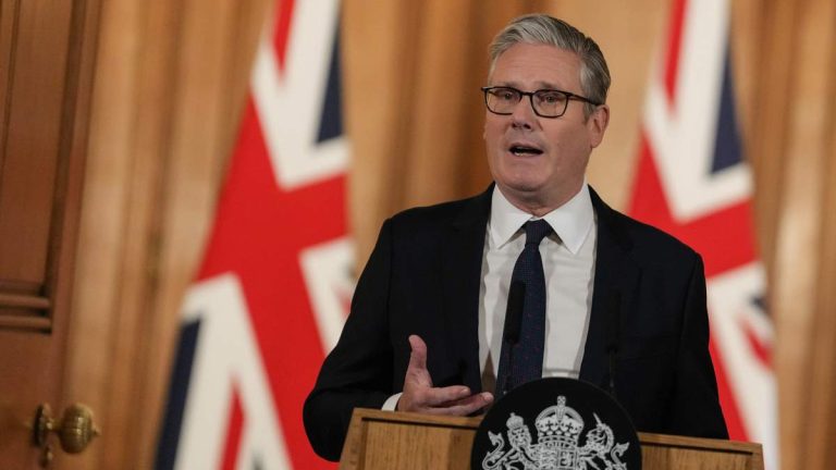 UK To Ban Social Media For Kids Under 16