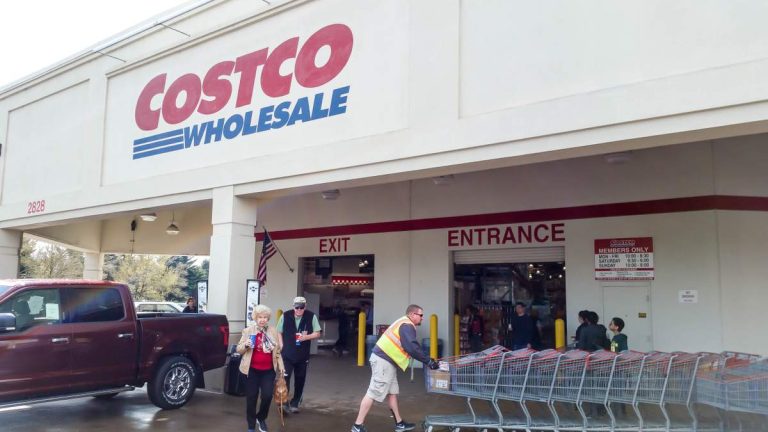 Costco Warns of Invasive Insect in Desert Willow Plants