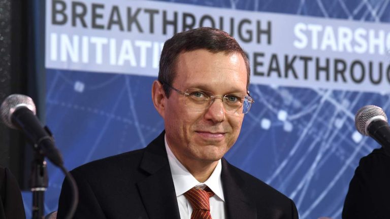 Harvard Professor Avi Loeb to Lead White House UFO Council
