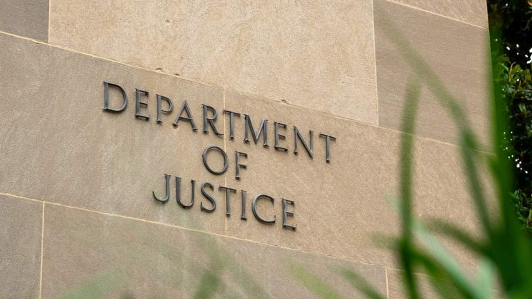 Justice Department To Review Decades Of Chicago Grand Jury Cases