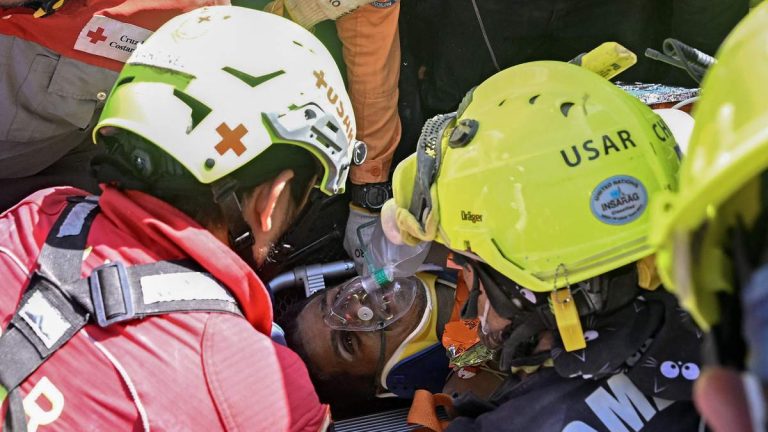 Man Found Alive in Venezuela 8 Days After Quake