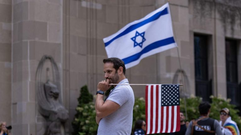 More Than 100 Dems Vote To End Israel Aid