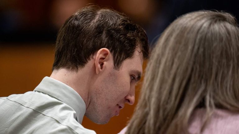 Prosecution Presents More Evidence In Tyler Robinson Hearing